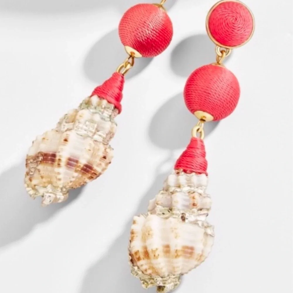 BaubleBar Shell Earrings in Coral. Brand new!